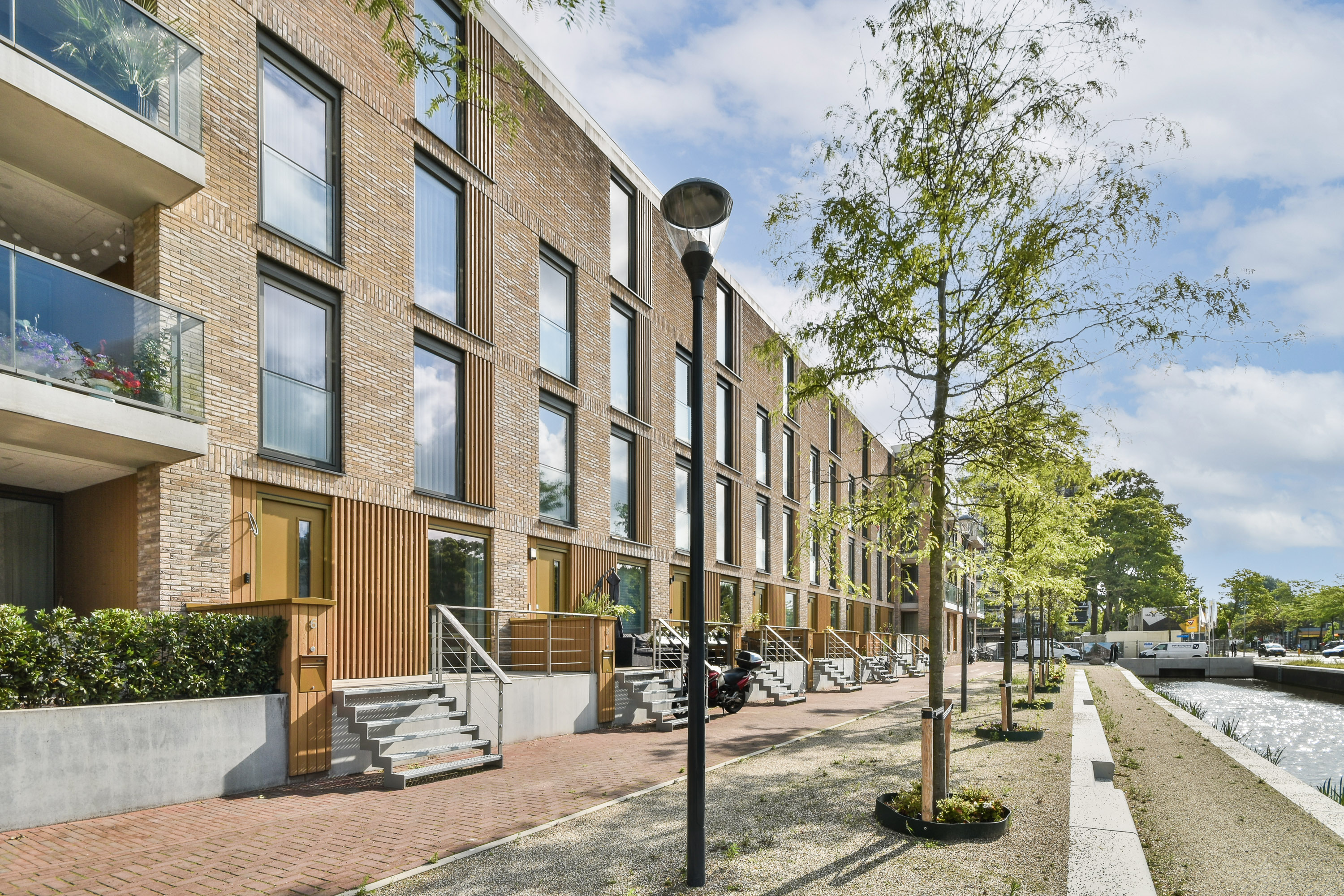 Floris van Adrichemkade 6