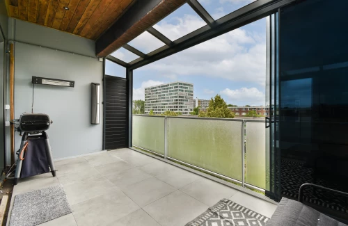 Domela Nieuwenhuisstraat 92