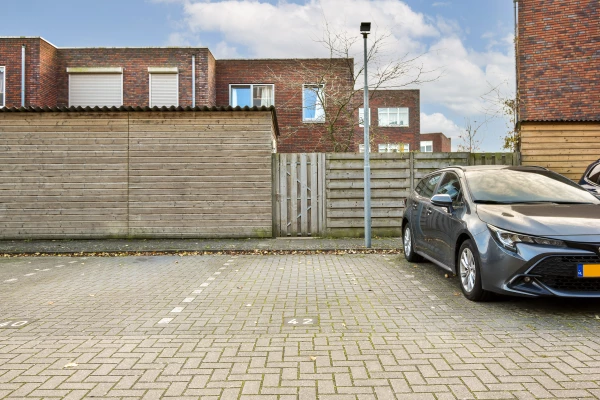 G.J.M. Sarlemijnstraat 42