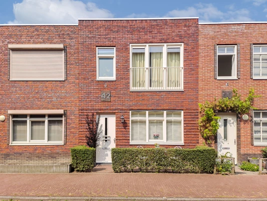G.J.M. Sarlemijnstraat 42